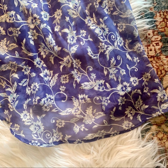 VTG 90’s Victoria’s Secret Blue and White Babydoll - Picture 8 of 10